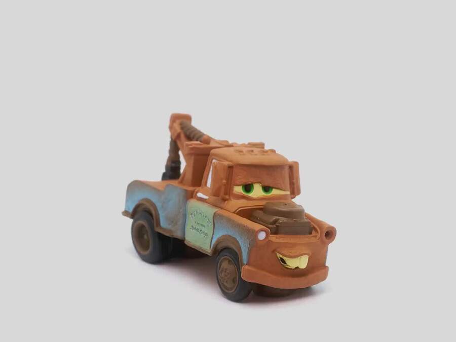 disney i pixar auta złomek tonie